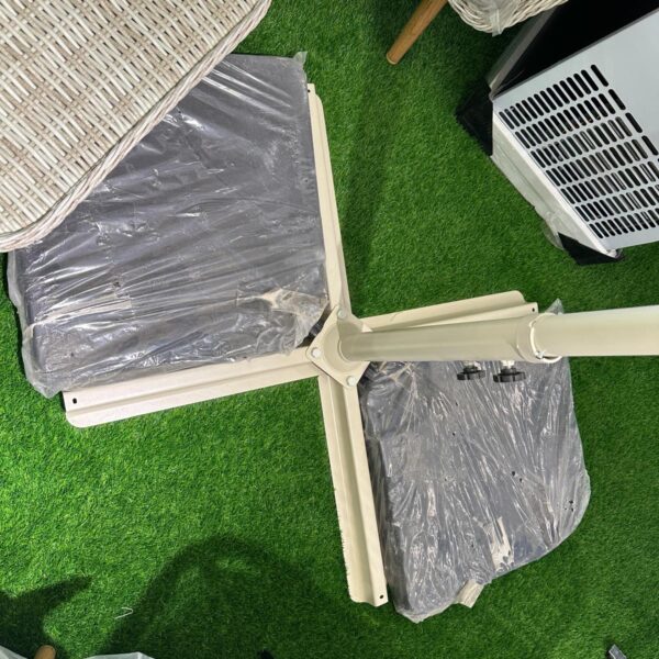 שימשייה בננה עגולה 2.7 מטר