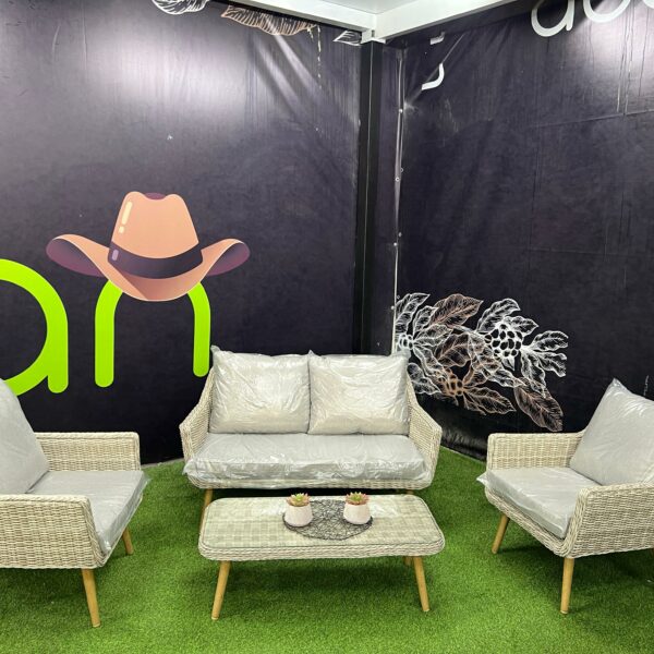 פינת ישיבה דו מושבית עשויה ראטן דגם  ברלין