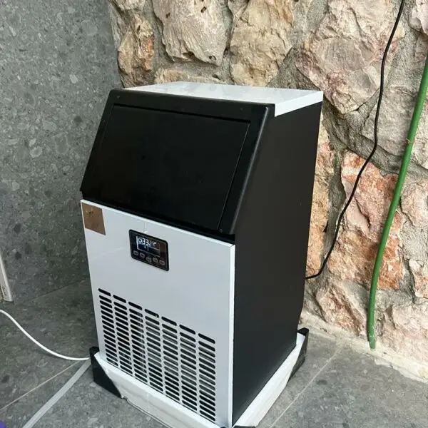 מכונת קרח 55 ק"ג