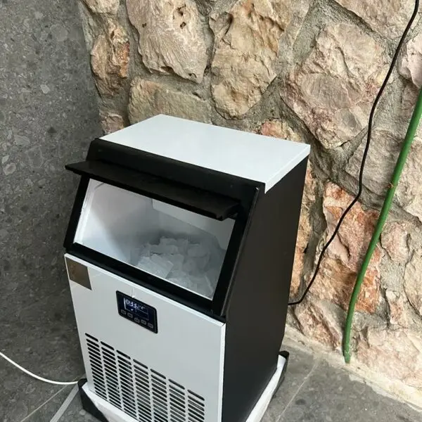 מכונת קרח  55 ק''ג