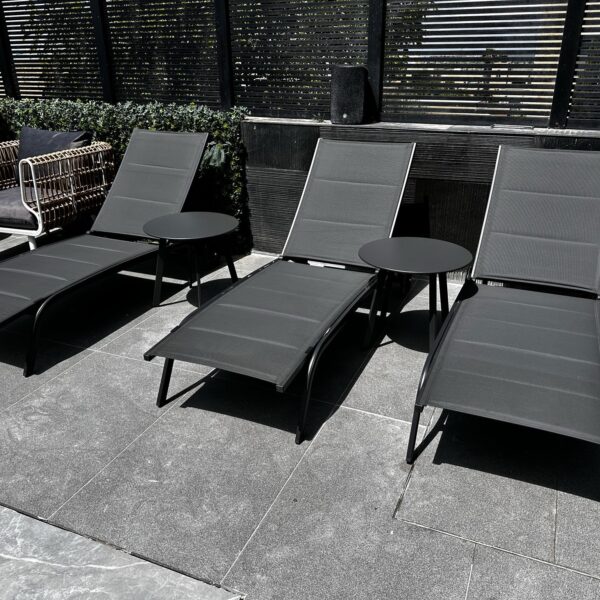 מיטת שיזוף עם גלגלים דגם SUNSET