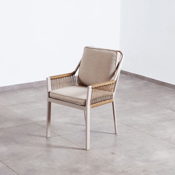 כסא דגם "טומי"