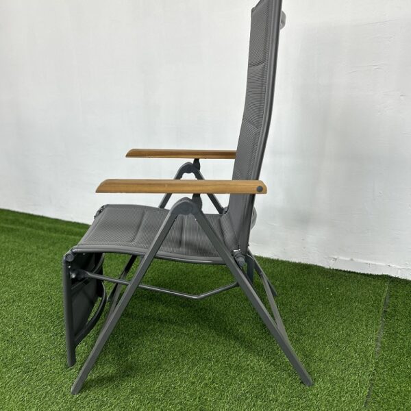 כסא נוח מתכוונן דגם "RELAX"