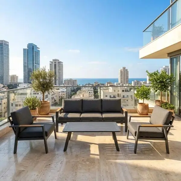פינת ישיבה תלת מושבית מאלומיניום דגם "ליסבון" עם ידיות עץ פוליווד