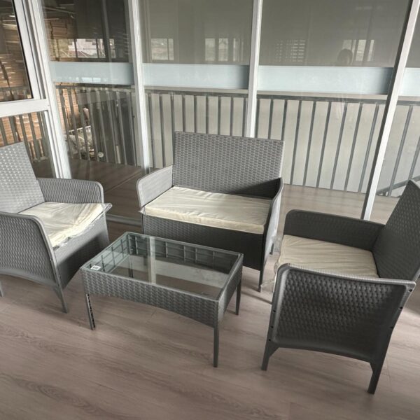 פינת ישיבה דו מושבית עשויה פלסטיק דמוי ראטן דגם סאמוס