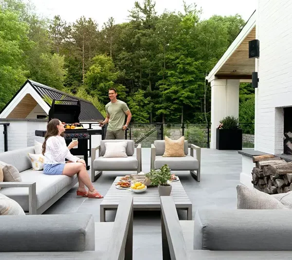 גריל גז ROGUE PRO-S PHANTOM 425 עם כירת צד אינפרא אדום ומבער אחורי – NAPOLEON