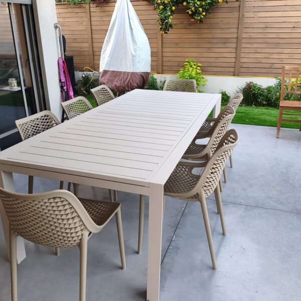 שולחן %100 אלומיניום 104X230X345 כולל 6 כסאות פלסטיק יצוק