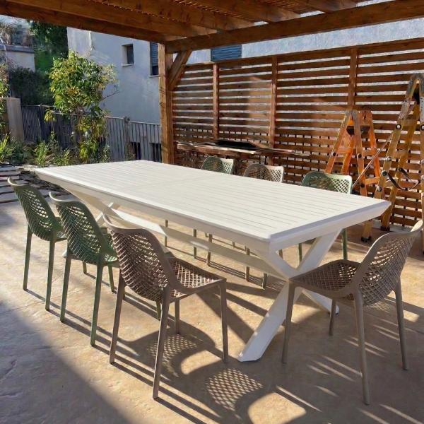 שולחן אלומיניום נפתח ל- 4 מטר רגל X דגם "לוקס" + 10 כסאות פלסטיק יצוק במגוון צבעים