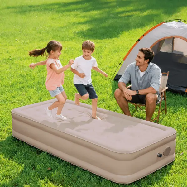 מיטה מתנפחת ליחיד עם משאבה נטענת מובנית INFLATABLE AIR BED