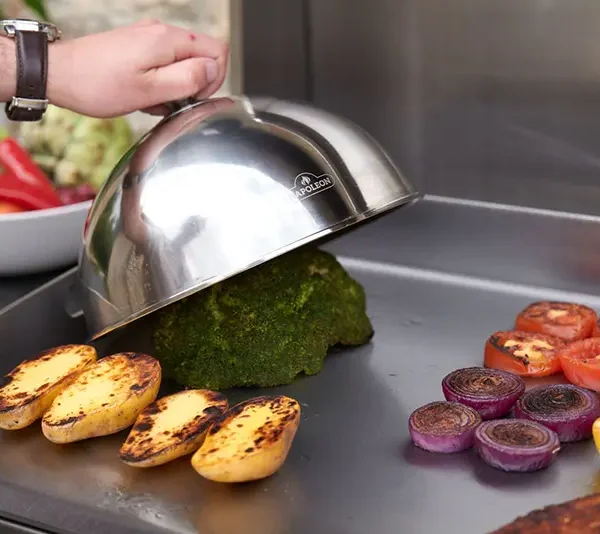 Built-In Griddle מסדרת 700 של Napoleon – גריל פלאנצ'ה BIG32